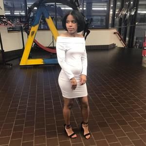 Meet your Posher, Stephanie